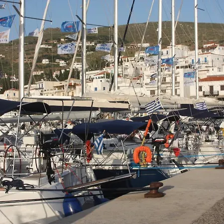 Bella Vista Aparthotel Batsi (Andros)