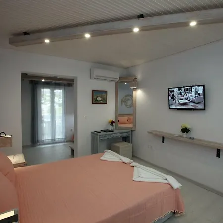 Bella Vista 3* Batsi (Andros)